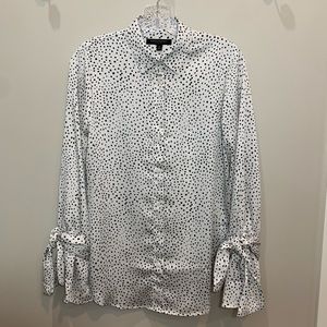 Banana Republic ⭐️Dillon tie sleeves ⭐️ Small NWT